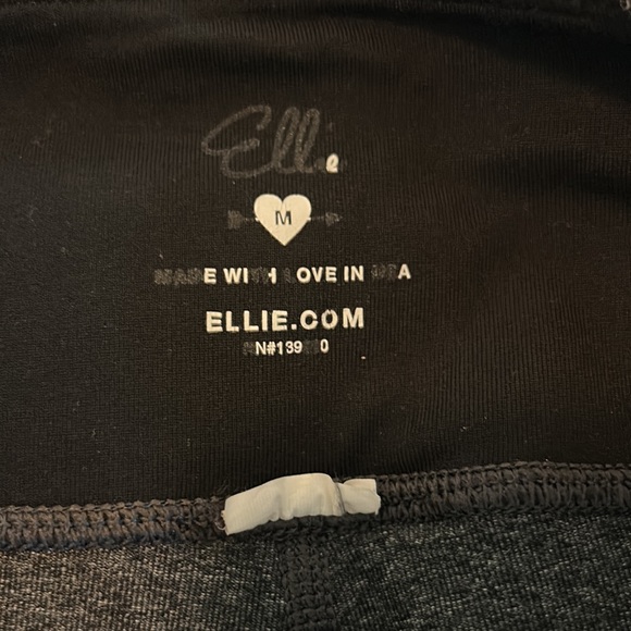 Ellie Leggings 🌟 Size M - Picture 3 of 3